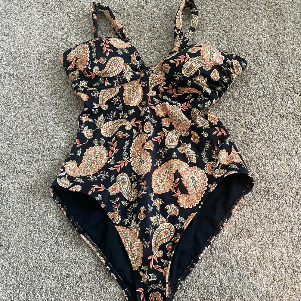 brand new bathing suit size womens 6